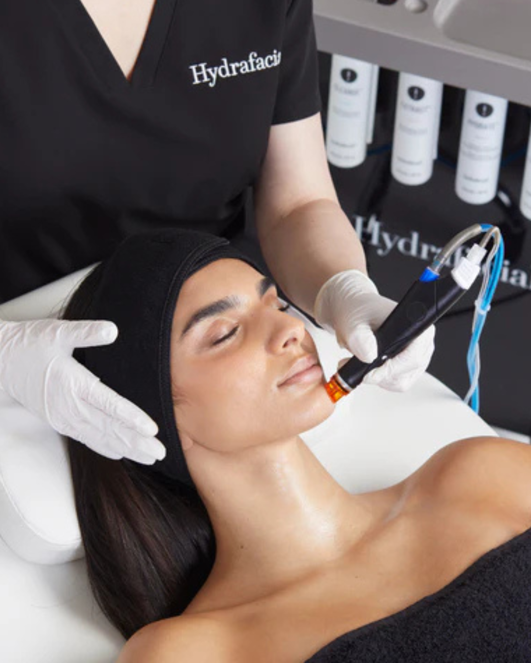 Hydrafacial Deluxe + Murad Vitamin C Booster